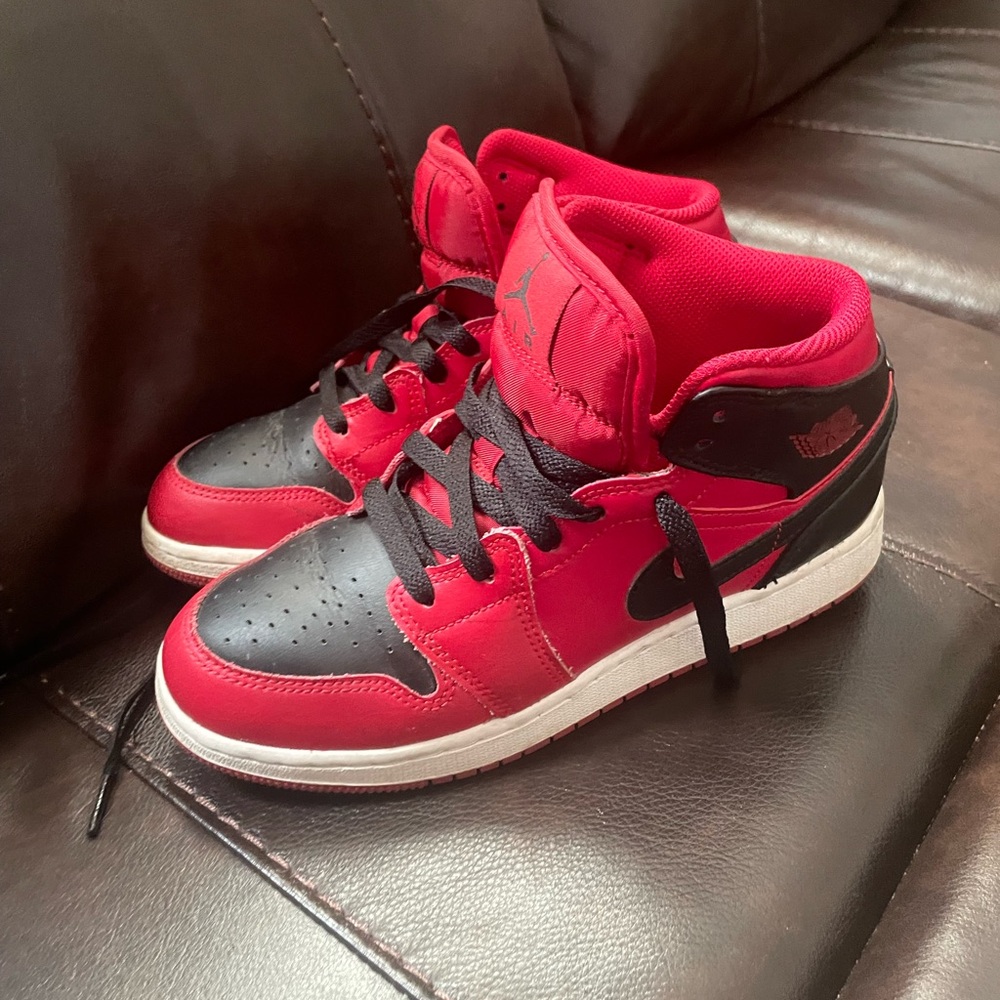 Nike Kids Reverse Breed Jordan 1 Mid Red and Black Sneakers Size 5Y